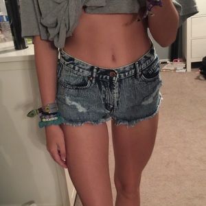 Ripped denim shorts